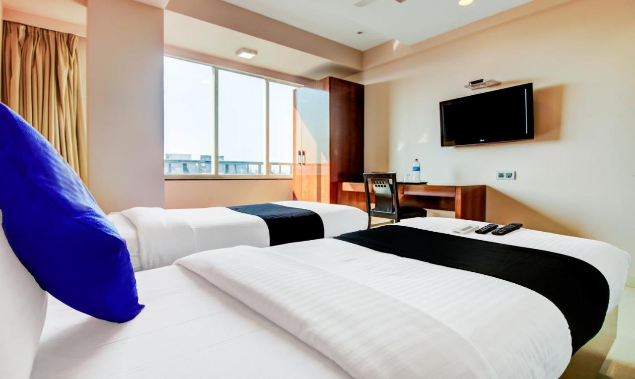 Hotel Imperial Residency 뭄바이 외부 사진