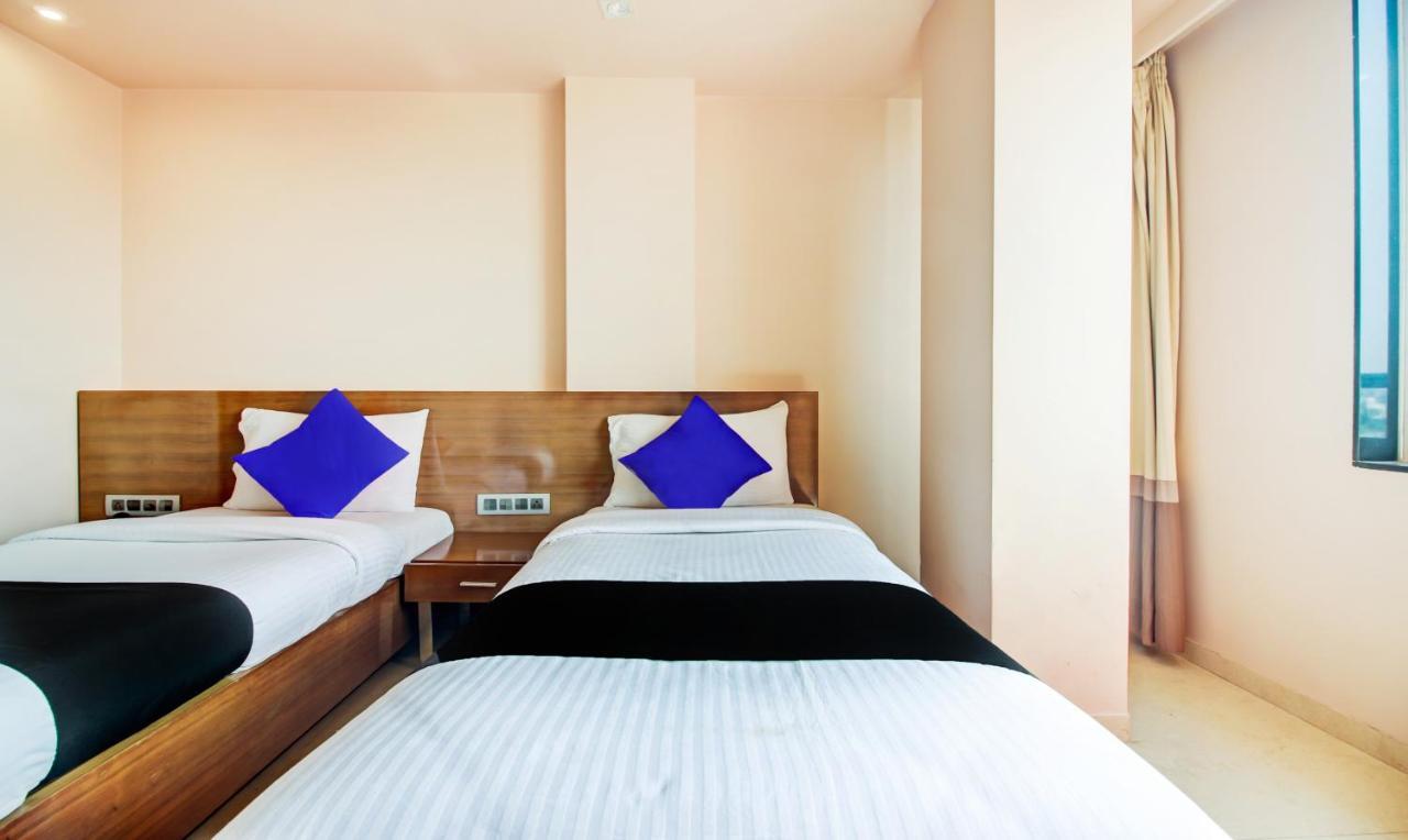 Hotel Imperial Residency 뭄바이 외부 사진