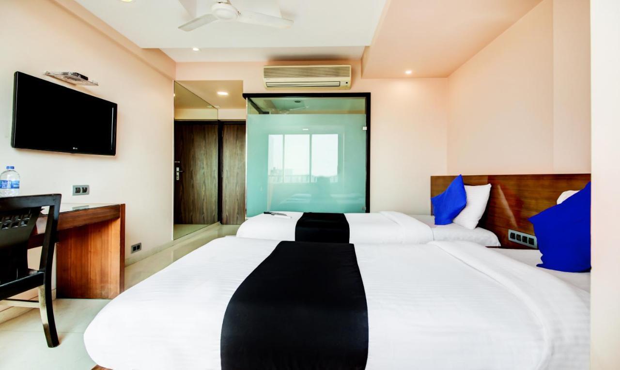 Hotel Imperial Residency 뭄바이 외부 사진