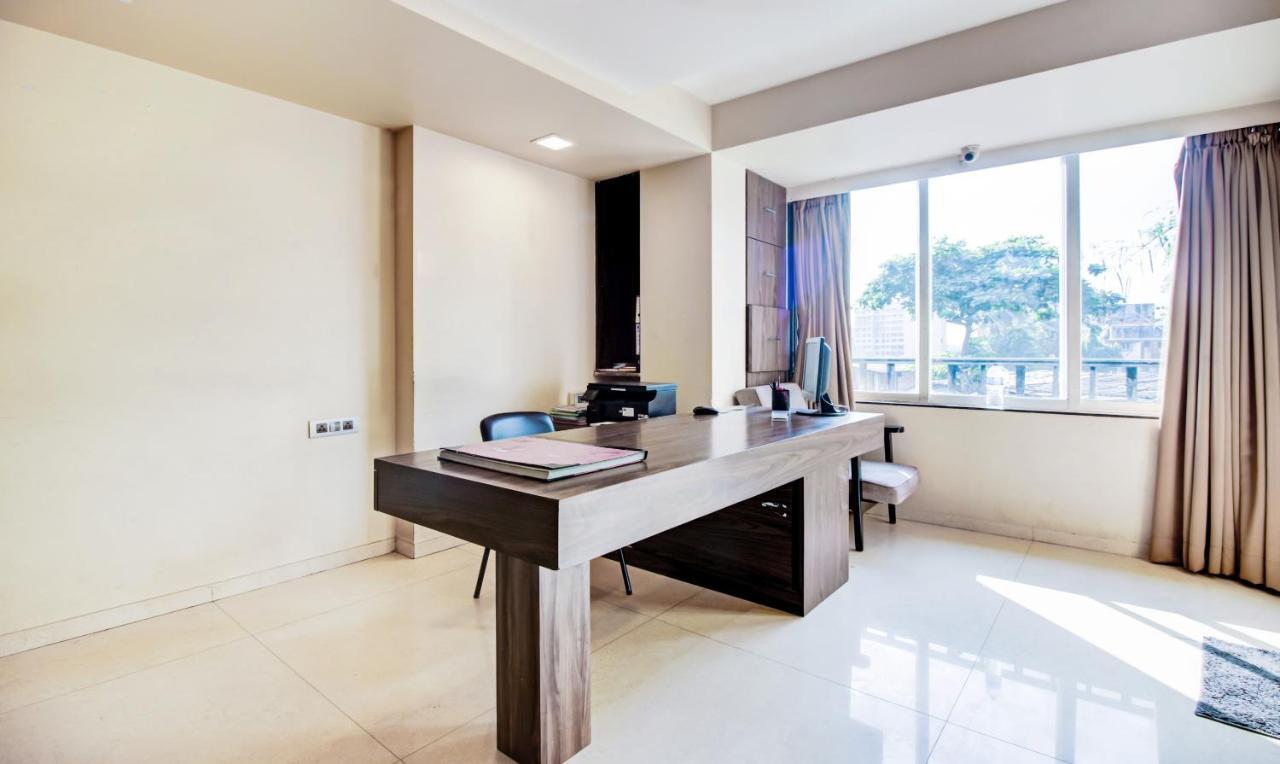 Hotel Imperial Residency 뭄바이 외부 사진