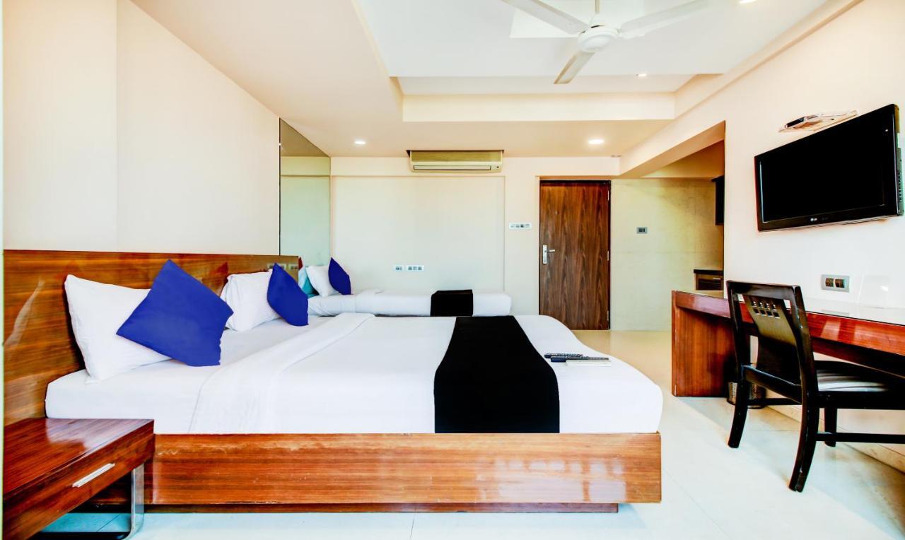Hotel Imperial Residency 뭄바이 외부 사진